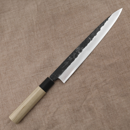 Tojiro Black Hammered Shirogami#2 Nóż Yanagiba 24 cm