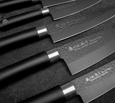 Satake Swordsmith Black Nóż Santoku 17cm